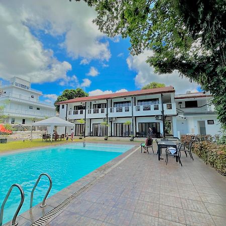 Fernando'S Hotel Sorsogon ภายนอก รูปภาพ
