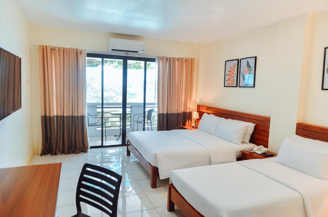 Fernando'S Hotel Sorsogon ภายนอก รูปภาพ