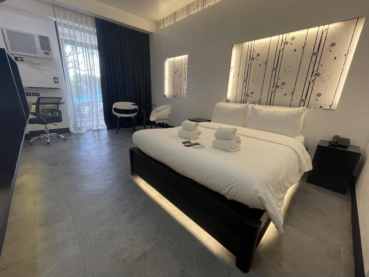 Fernando'S Hotel Sorsogon ภายนอก รูปภาพ
