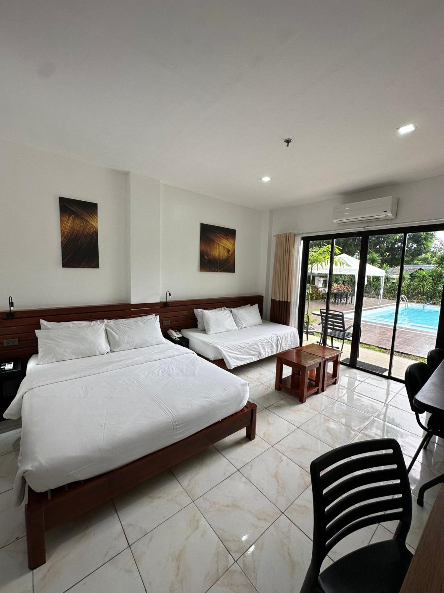 Fernando'S Hotel Sorsogon ภายนอก รูปภาพ