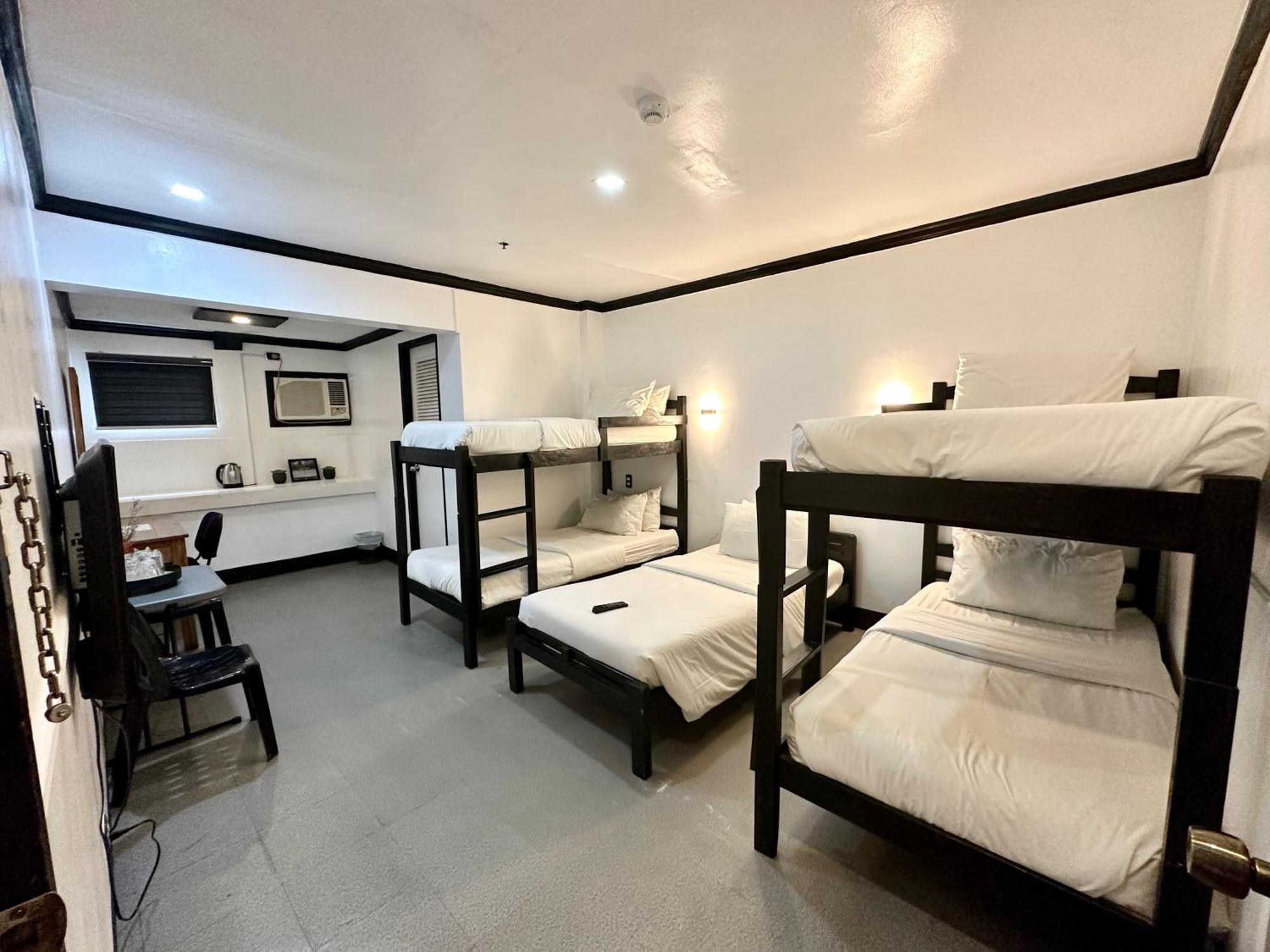 Fernando'S Hotel Sorsogon ภายนอก รูปภาพ