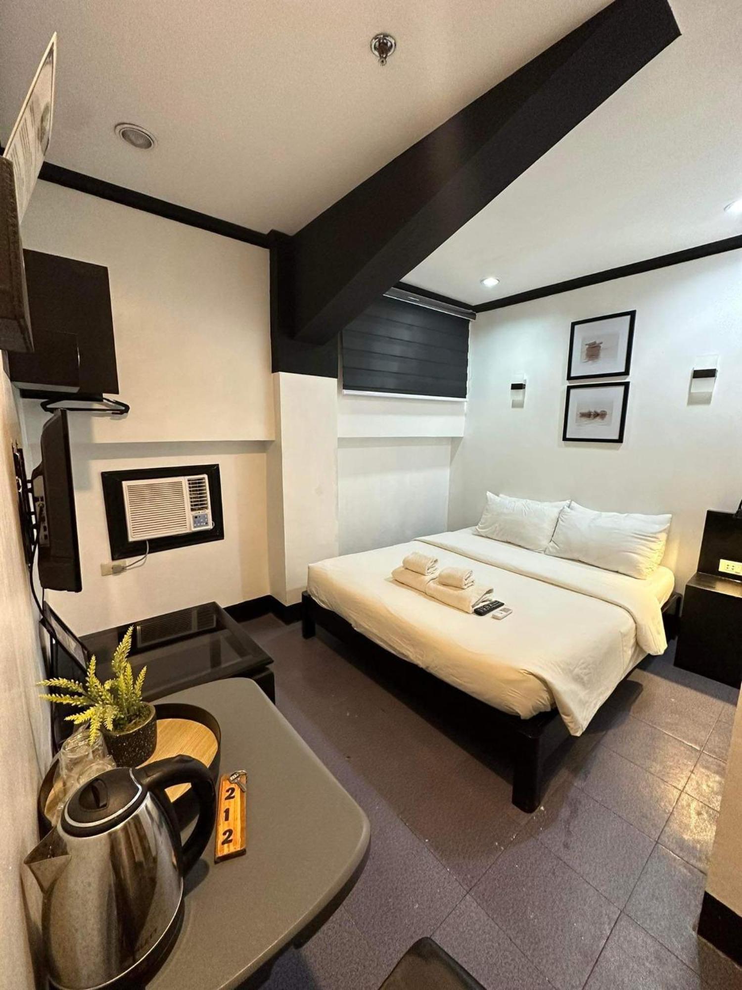 Fernando'S Hotel Sorsogon ภายนอก รูปภาพ