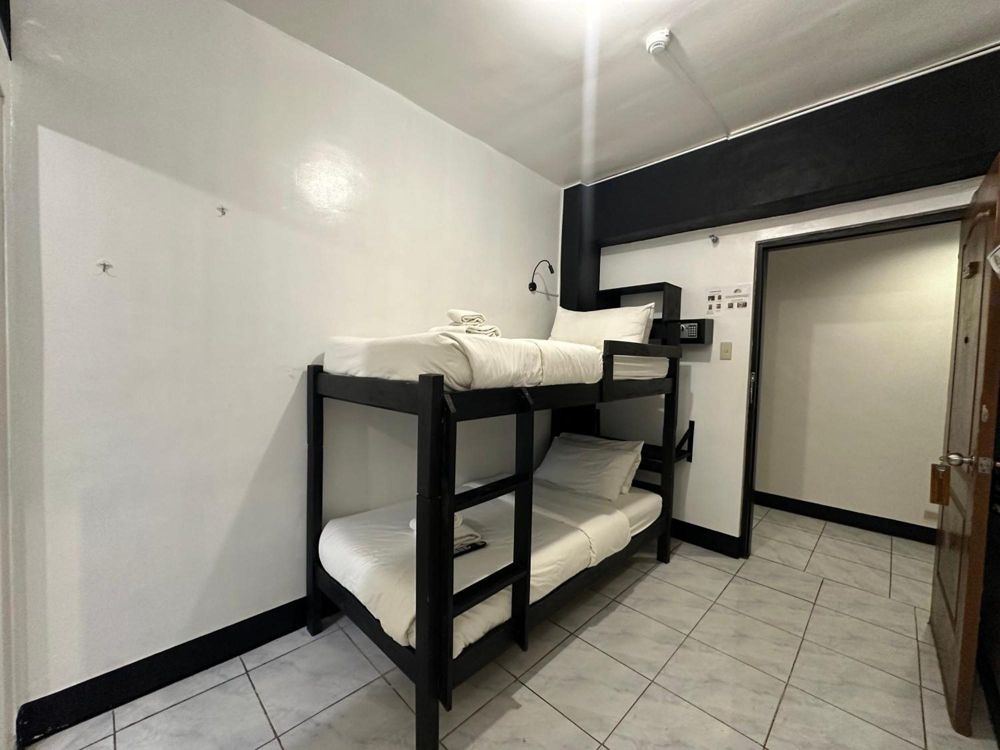 Fernando'S Hotel Sorsogon ภายนอก รูปภาพ