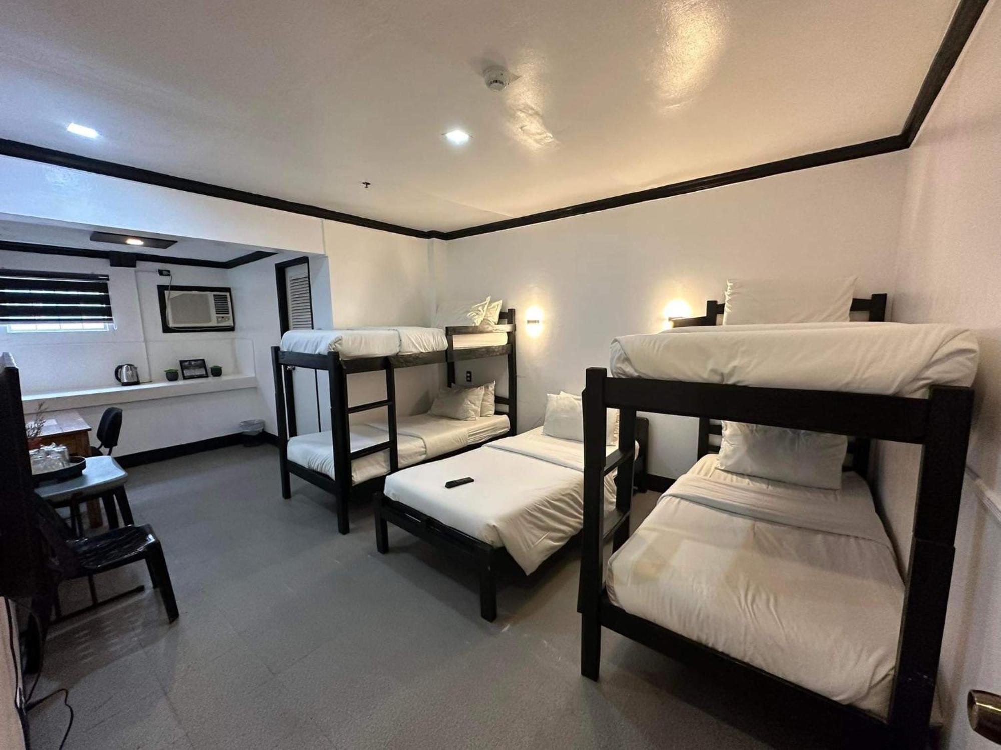 Fernando'S Hotel Sorsogon ภายนอก รูปภาพ