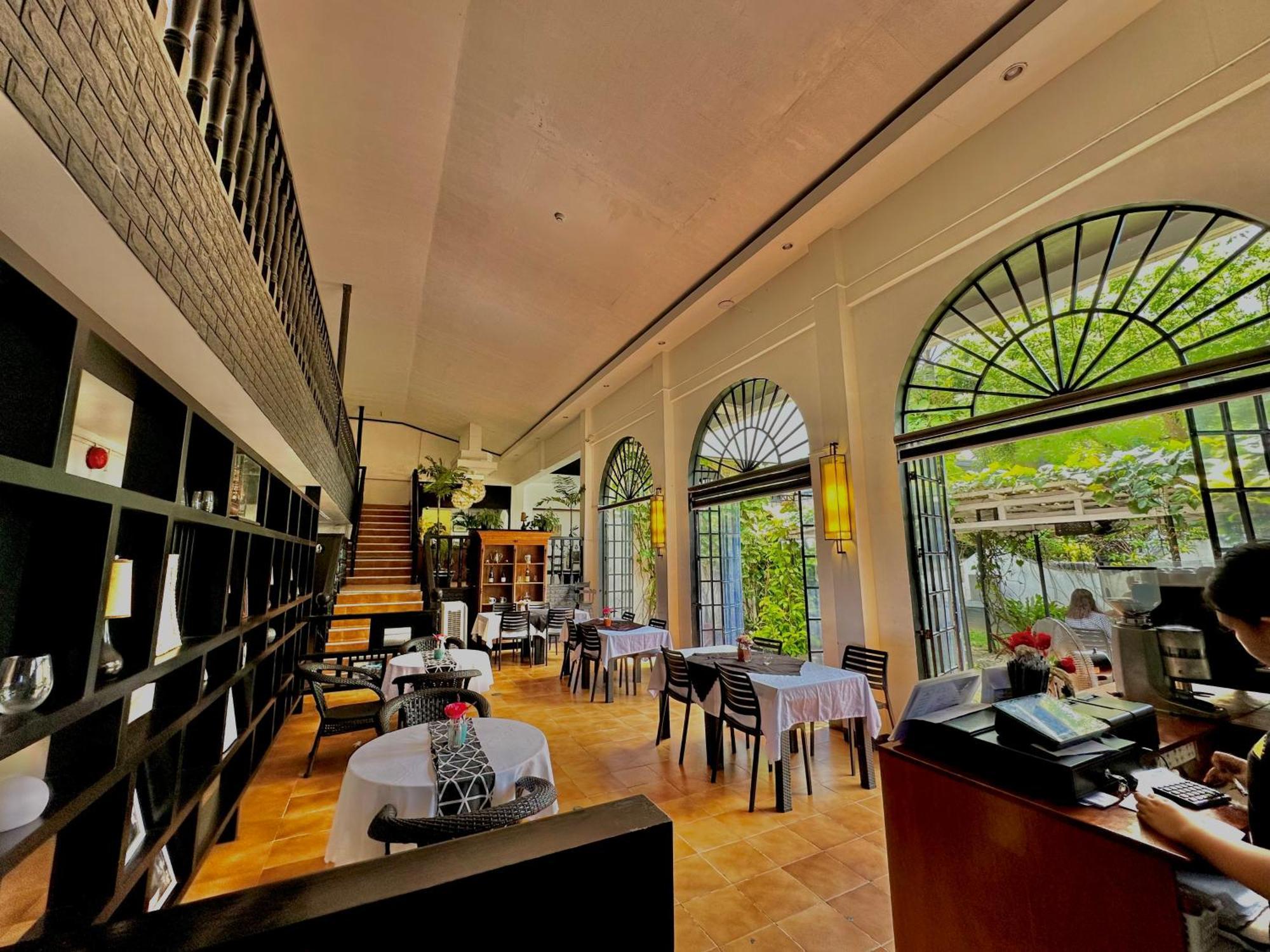 Fernando'S Hotel Sorsogon ภายนอก รูปภาพ