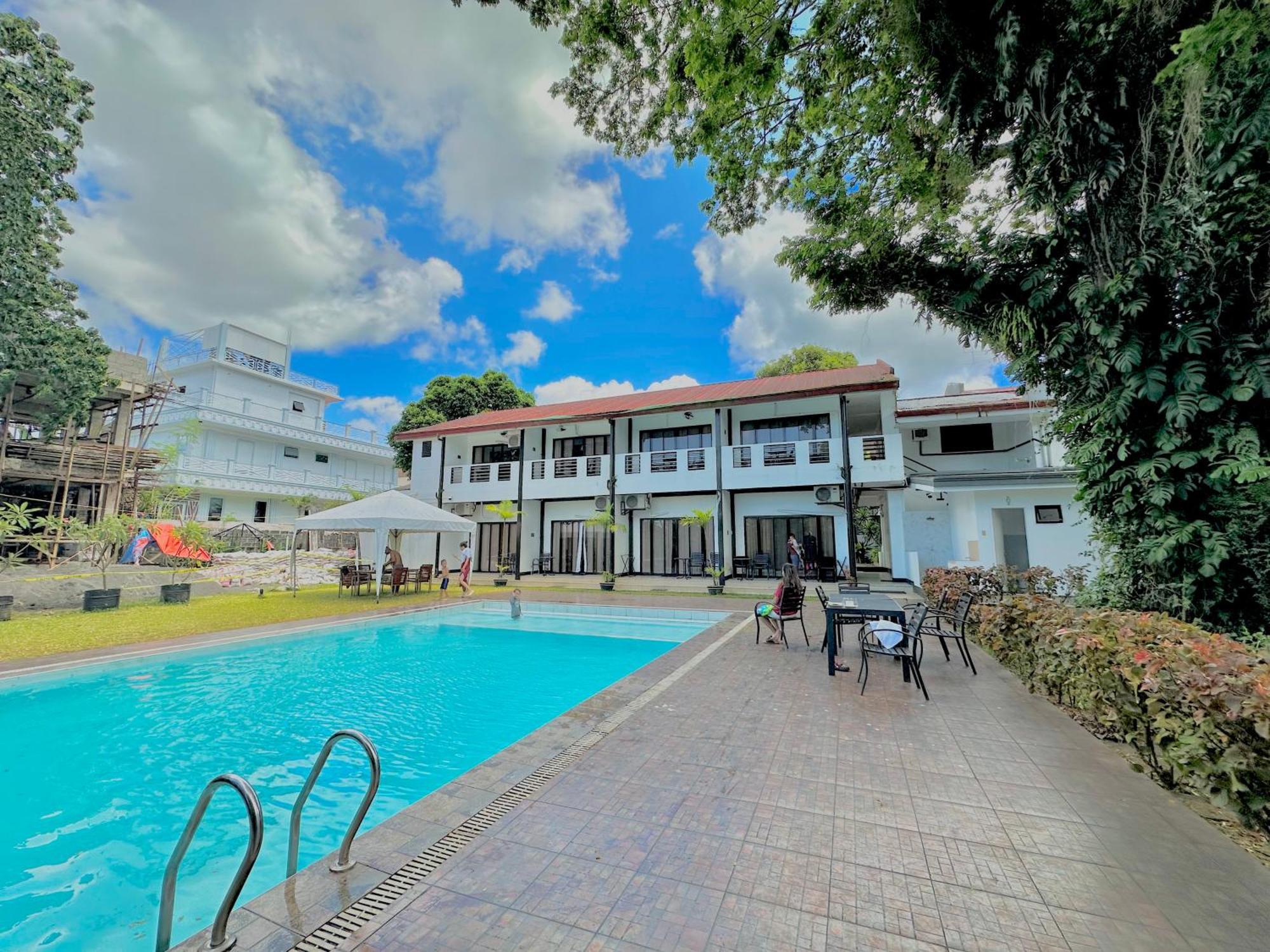 Fernando'S Hotel Sorsogon ภายนอก รูปภาพ